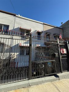 950 Rev James Polite Avenue