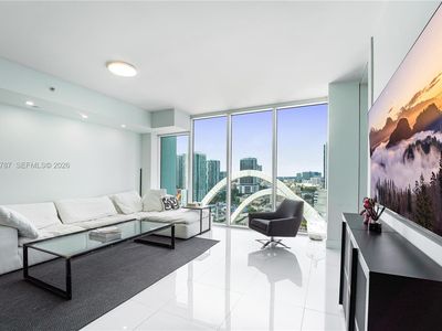 1040 Biscayne Blvd APT 1905
