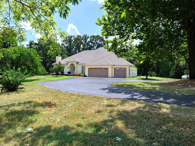2282 N Farm Road 227