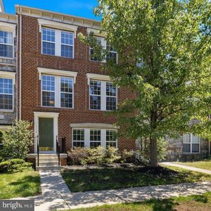 1114 Ellis Ave