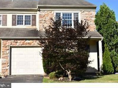 1514 Isaacs Ct
