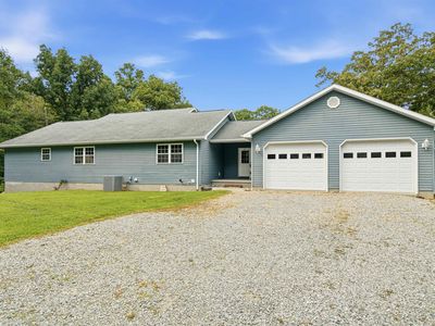 1977 County Road 200 Rd E