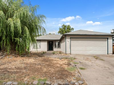 447 Mace Rd