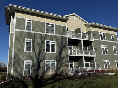 265 Thurow DRIVE UNIT 207