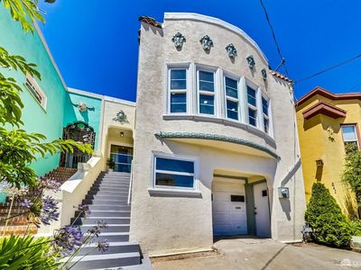 546 Joost Ave