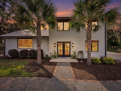 678 Edmonds Dr