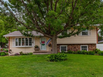 1211 Cherry Pkwy