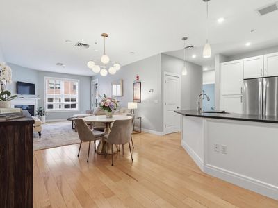 22 Hancock Street #201