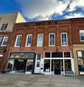 118-120 E Morrison St #Ceedfadae