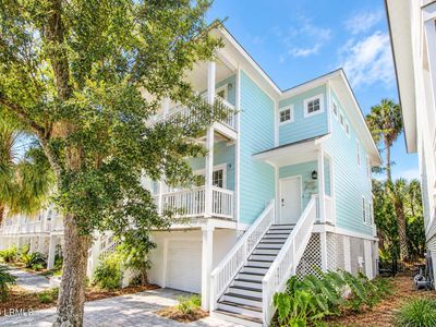 696 Bonito Drive
