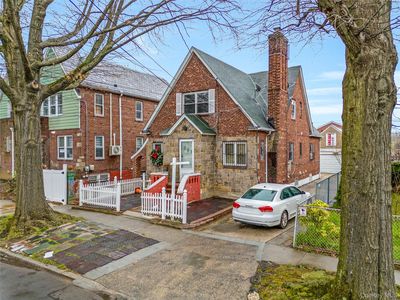 140-50 Quince Avenue