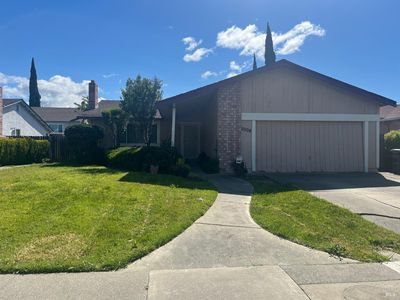 2008 Davis Dr