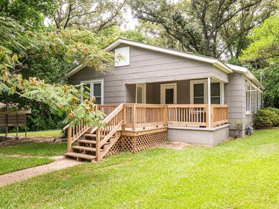 600 Sunset Rd