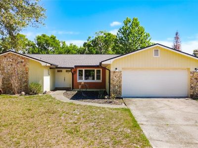 8517 CEDAR COVE COURT