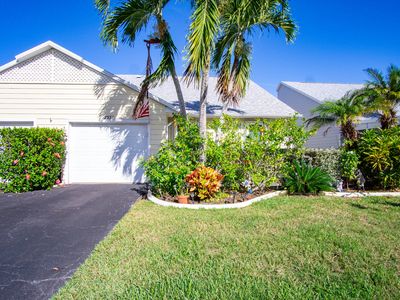 Property at 2537 SE Tropical East Circle E, Port Saint Lucie, FL