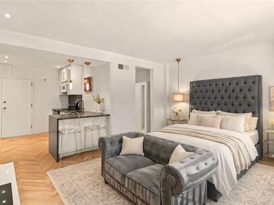 4540 Broadway Blvd #1N