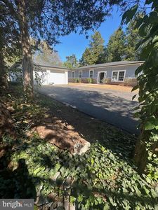 8012 Rugby Rd