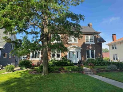 1131 N Saint Joseph Ave
