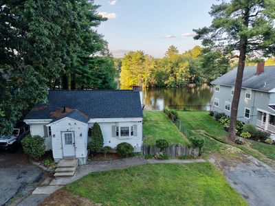 2 Colonial Rd