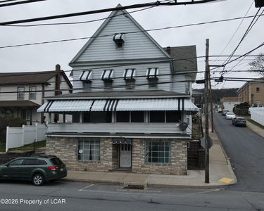 601-603 W Main St