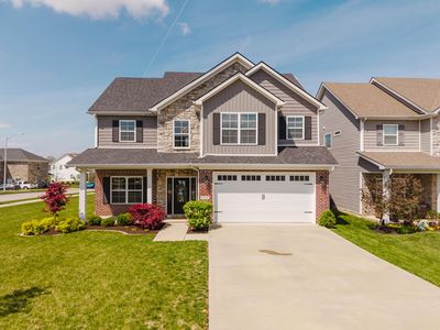 1045 Squirrel Nest Ln