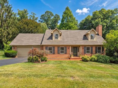 Property at 900 Fairway Dr, Waynesboro, VA