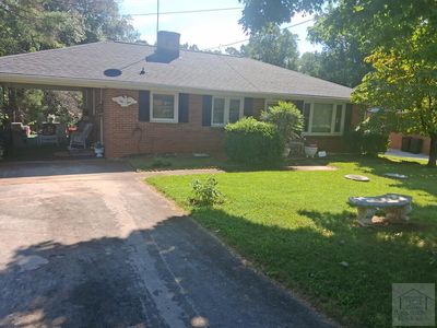 1409 Roundabout Rd