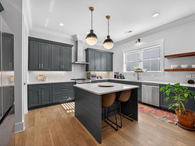 4162 Barnsley Loop