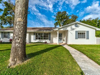 700 Lindenwood Cir E