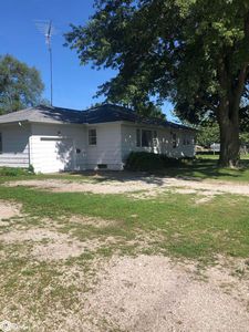 Property at 1307 Green St, Oskaloosa, IA