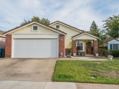 9144 Lakemont Dr