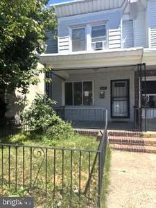 629 Fanshawe St