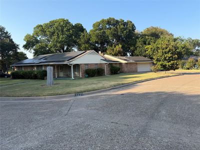 5220 Woodsboro Ln