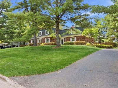 1610 Valley Drive