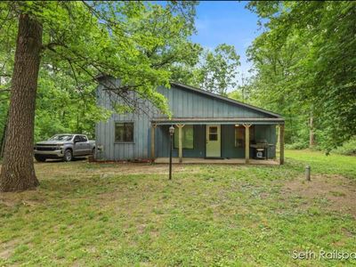8744 Mackinaw Trail Dr