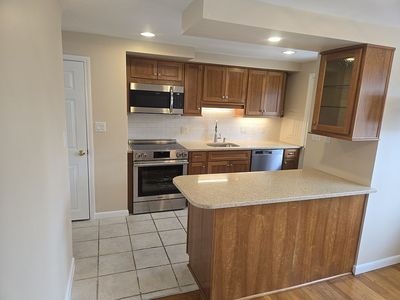 40 Lake St APT I