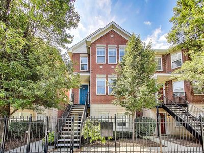 661 W Division St #B