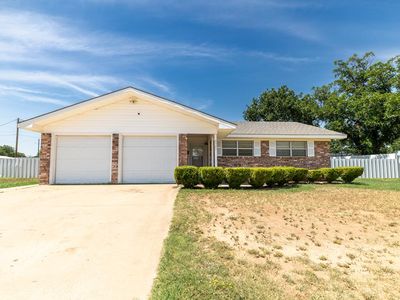 Property at 2303 43rd Pl, Snyder, TX