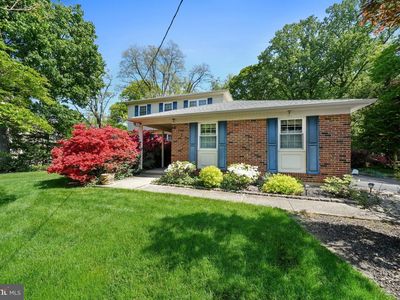 2717 Point Breeze Dr