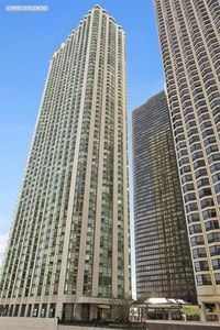 195 N Harbor Dr APT 3805