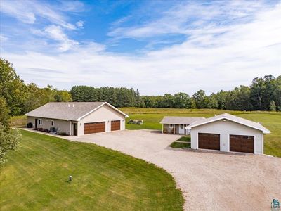 2240 Brook Hollow Dr