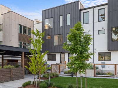 6614 Carleton Ave S #B