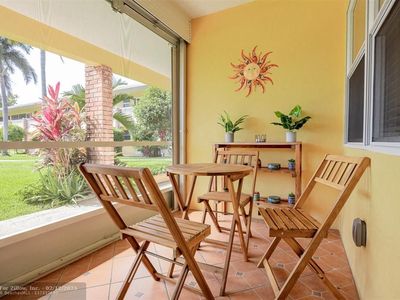 2541 NE 11th St UNIT 114