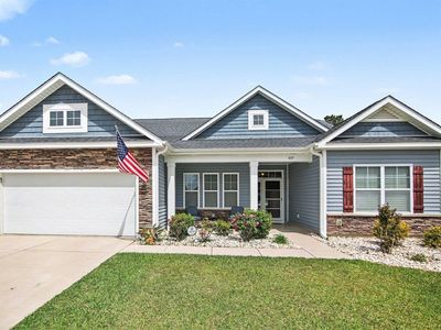 605 Queen Palm Ct.