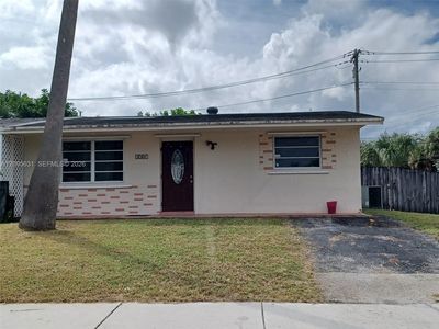 1701 SW 70th Ave