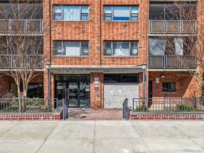 100 Clinton Avenue #3C