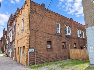 Property at 579 Kendall Ave, Lyndora, PA