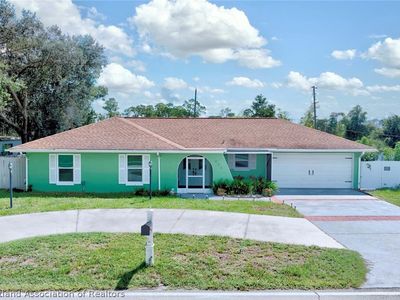 906 Corvette Ave
