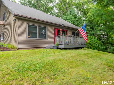 Property at 19 Vidich Lane, Naugatuck, CT