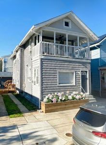 118 E Juniper Ave